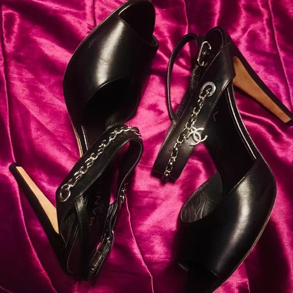 CHANEL CC CHARM CHAINED STRAPPY SANDALS - Picture 10 of 12